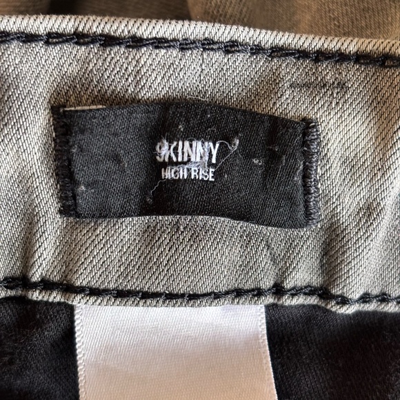 Express Women's Skinny High Rise Jeans SZ 8 Gray - Picture 10 of 12